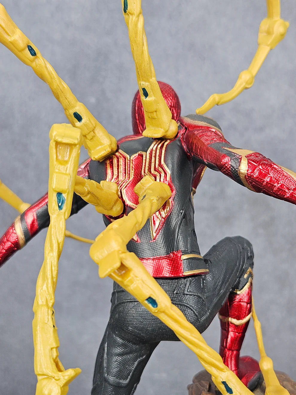 Avengers: Infinity War – Iron Spider-Man Action Figure (28cm) | Premium PVC Collectible